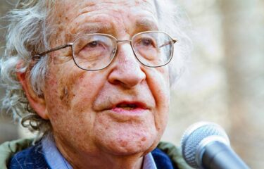 noam-chomsky-2011-04